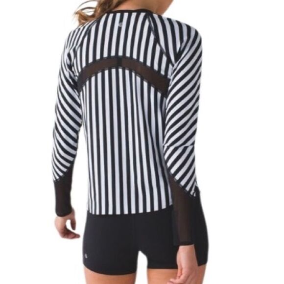 ..Lululemon Water: Sun Runner Long Sleeve Narrow Bold Stripe Vertical Pr… - Picture 1 of 12